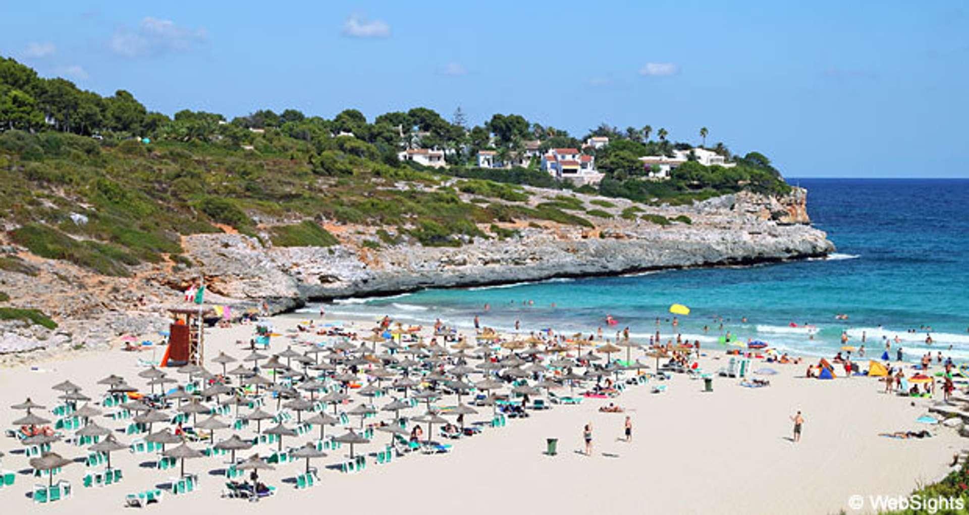 Strand Cala Mendia