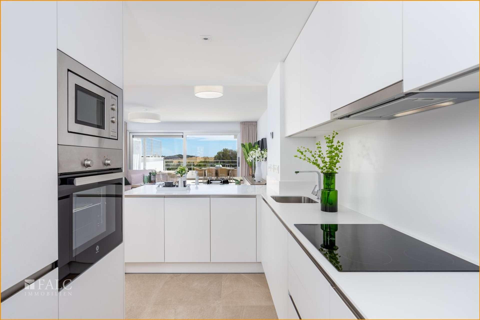 B3.2_Green_Golf_townhouses_Estepona_Kitchen_Jul 2019