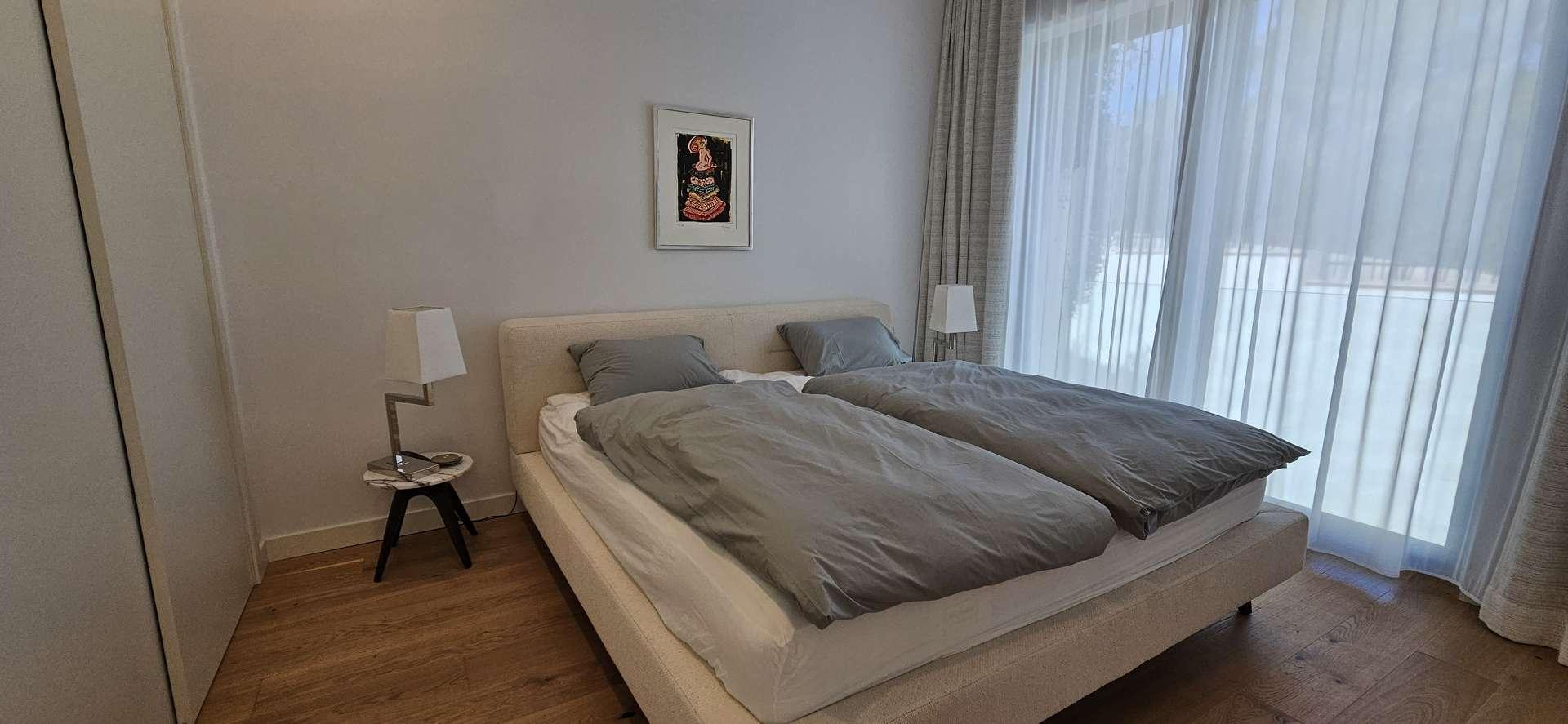 Schlafzimmer 1