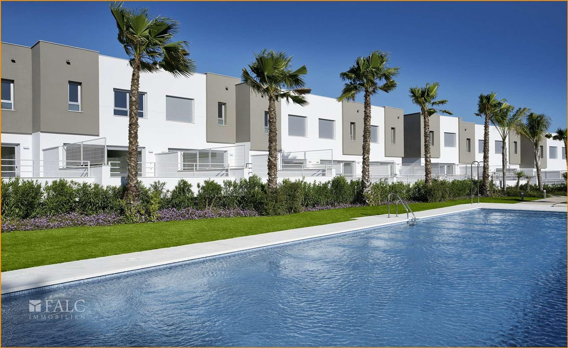 A5_1_Green_Golf_townhouses_Estepona_pool_Marzo 2020_2