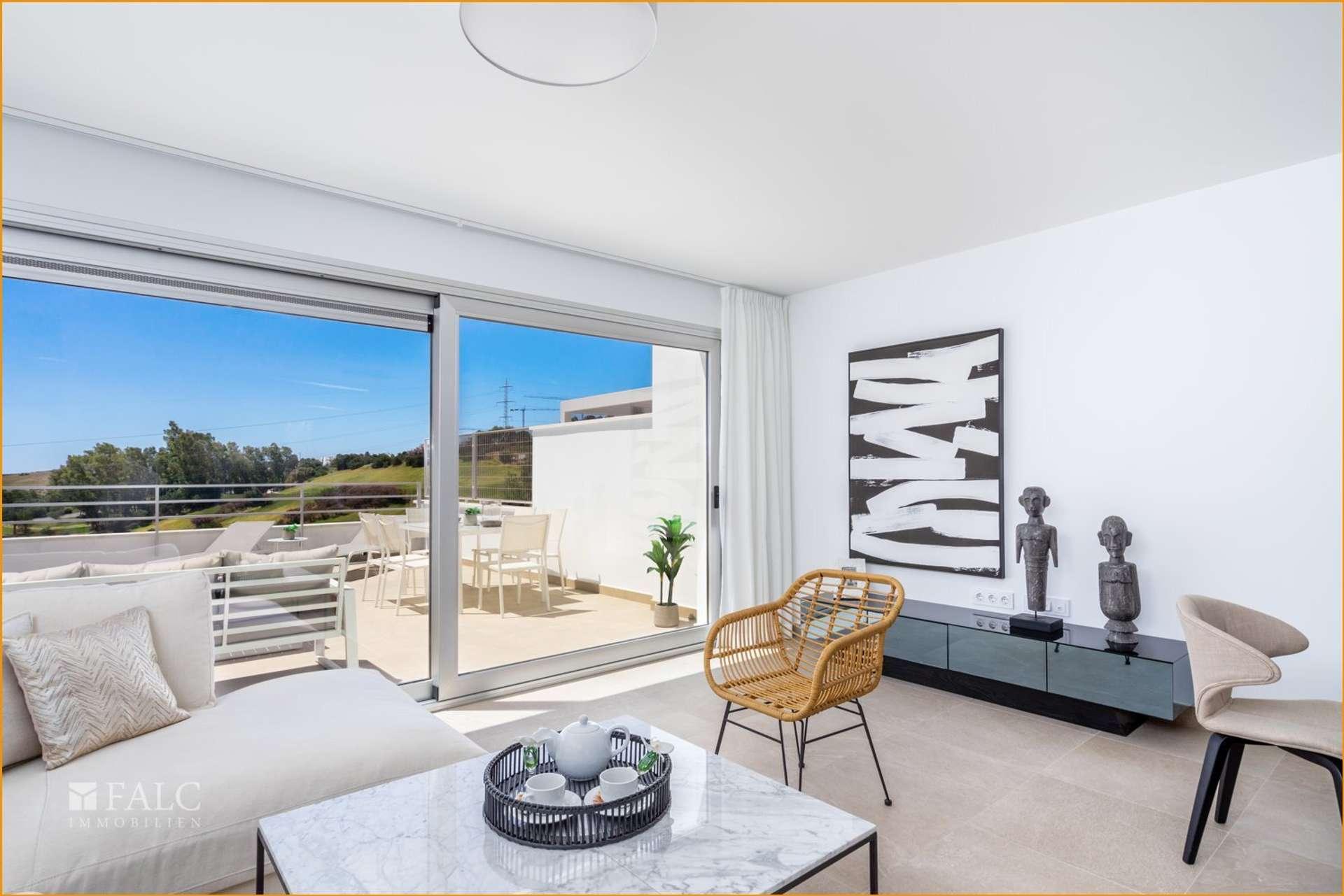 B1_Green_Golf_townhouses_Estepona_Salon_Jul 2019