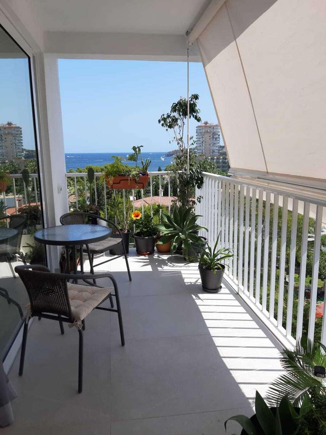 Balkon,Balcony, Balcón